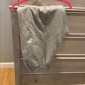 Mens nike sweatsuit xl bottoms XXL top grey